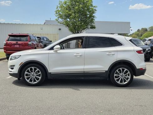 Used 2019 Lincoln MKC Select w/ Select Plus Package image 2