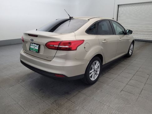 Used 2018 Ford Focus SE image 9