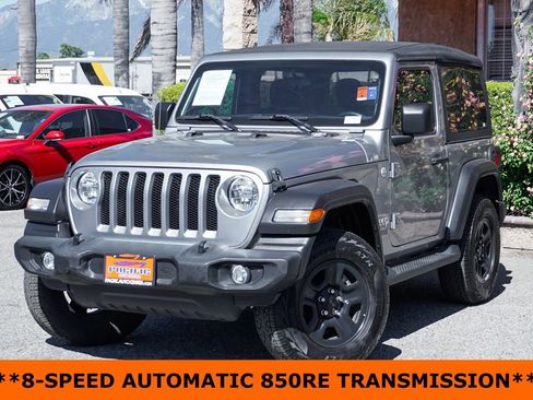 Used 2021 Jeep Wrangler Sport image 4