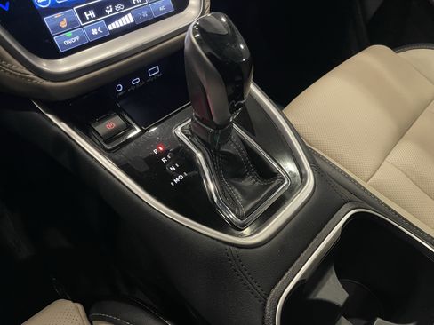 Used 2024 Subaru Outback Limited image 19