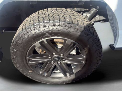 Used 2022 Ford F150 XLT w/ Equipment Group 302A High image 41