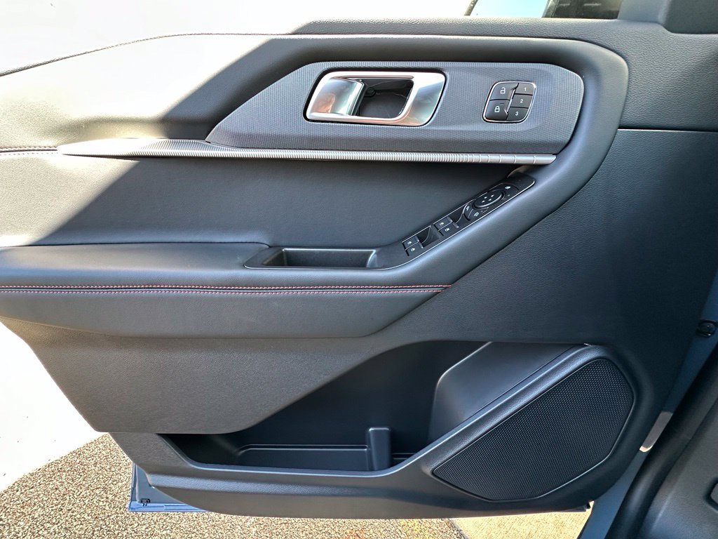 New 2027 Ford Explorer ST-Line w/ Premium Package AWD/4WD image 18
