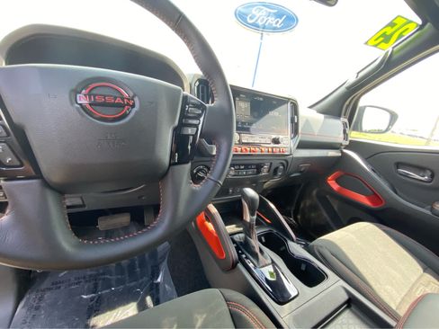 Used 2025 Nissan Frontier PRO-4X w/ Interior Protection Package AWD/4WD image 25