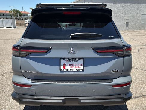 New 2026 Mitsubishi Outlander AWD image 6
