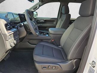 New 2026 Chevrolet Tahoe LS w/ LS Custom Edition AWD/4WD video 4