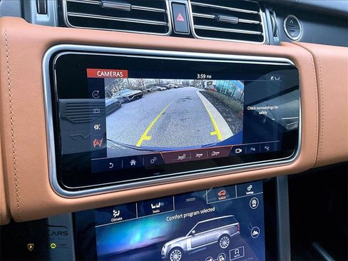 Used 2021 Land Rover Range Rover SV Autobiography Dynamic image 18
