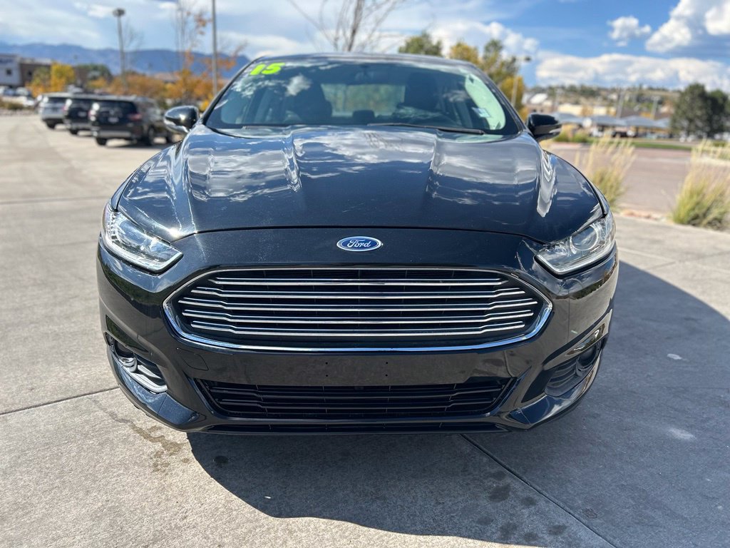Used 2015 Ford Fusion SE w/ Equipment Group 201A FWD image 2