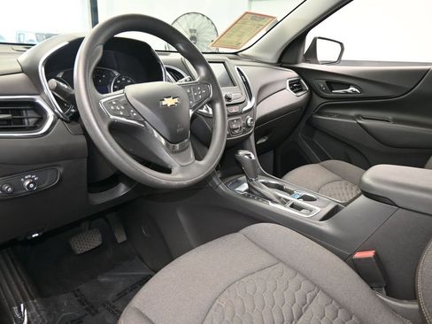 Used 2021 Chevrolet Equinox LT image 12