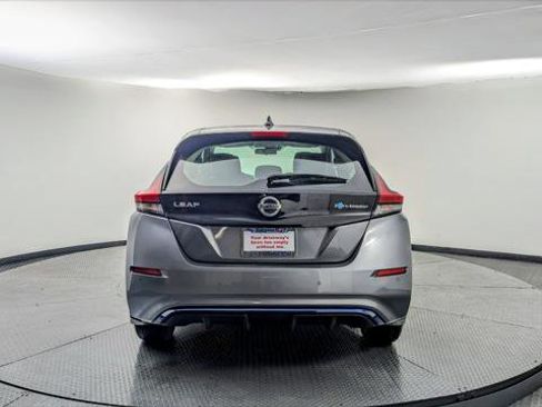 Used 2022 Nissan Leaf S FWD image 7