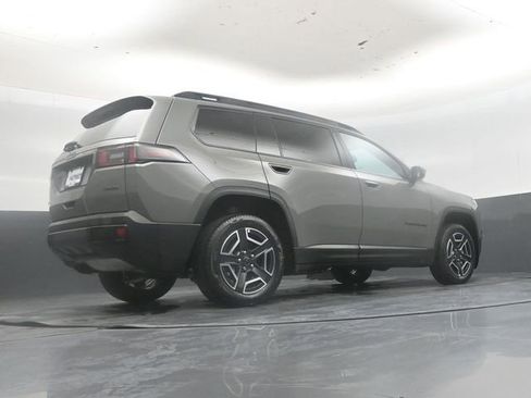 New 2026 Jeep Cherokee Laredo AWD/4WD image 39