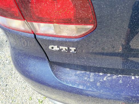 Used 2012 Volkswagen GTI 4-Door FWD image 15