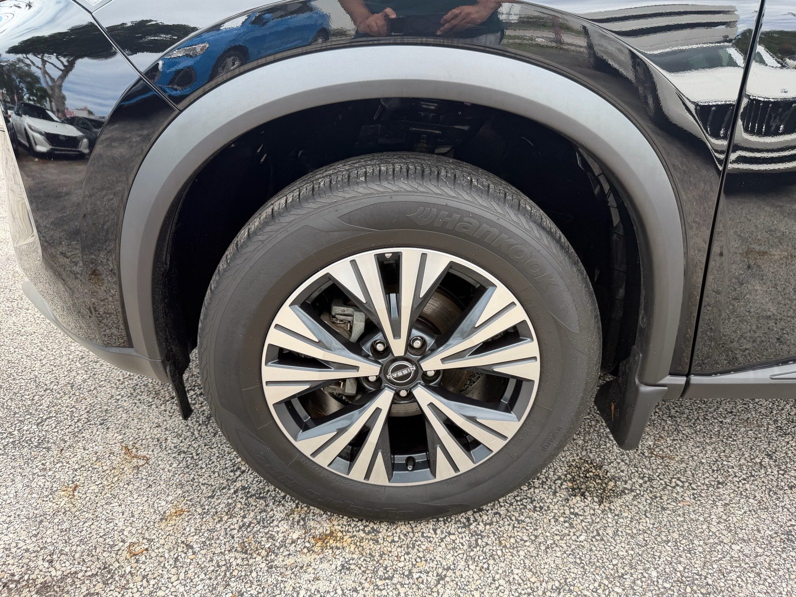 Certified 2023 Nissan Rogue SV w/ SV Premium B Package AWD/4WD image 18