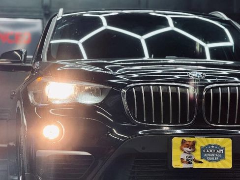 Used 2018 BMW X1 sDrive28i image 3