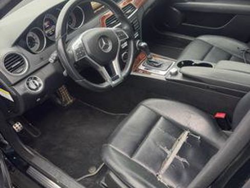 Used 2014 Mercedes-Benz C 300 4MATIC Sedan image 2