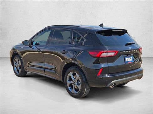 Used 2023 Ford Escape ST-Line w/ Tech Pack #1 AWD/4WD image 8
