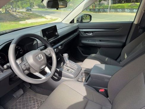 Used 2025 Honda CR-V EX image 10