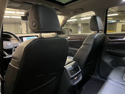 Certified 2024 Volkswagen Atlas SEL AWD/4WD image 24