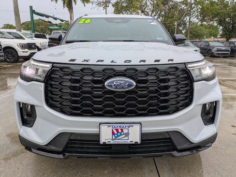 Certified 2026 Ford Explorer ST-Line w/ ST-Line Street Pack RWD image 8