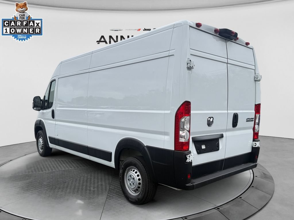 Used 2025 RAM ProMaster 2500 w/ Convenience Group FWD image 3