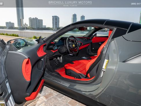 Used 2024 Ferrari SF90 Spider AWD/4WD image 75