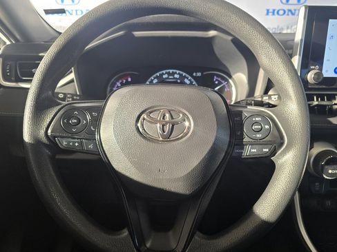 Used 2023 Toyota RAV4 XLE image 32