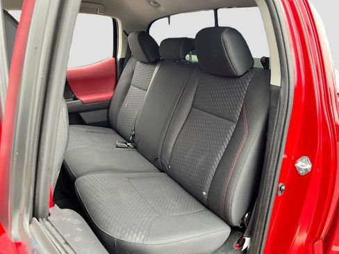 Used 2022 Toyota Tacoma SR5 image 23