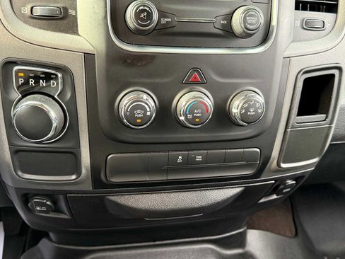 Used 2015 RAM 1500 Express image 19