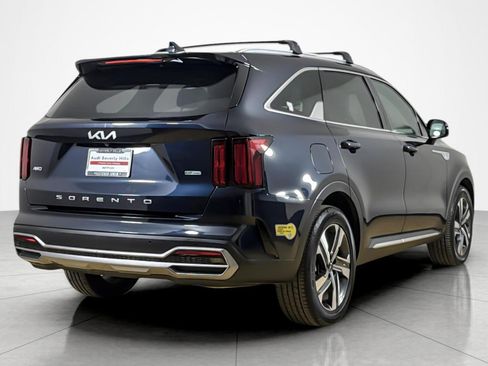 Used 2022 Kia Sorento SX AWD/4WD image 5