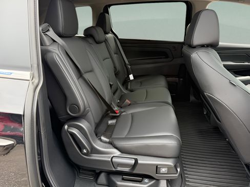 New 2026 Honda Odyssey EX-L image 14