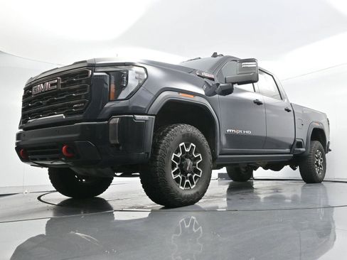 Used 2024 GMC Sierra 2500 AT4X AWD/4WD image 50