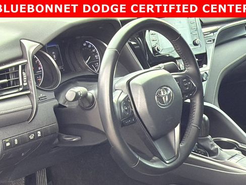 Used 2023 Toyota Camry SE image 10