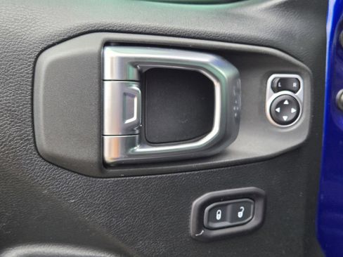 Used 2019 Jeep Wrangler Unlimited Rubicon image 20