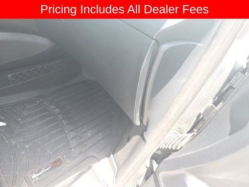 Used 2023 Mercedes-Benz Metris Passenger image 15