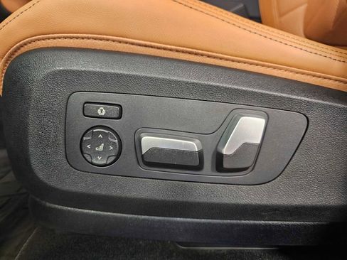 New 2026 BMW X5 xDrive50e w/ M Sport Package image 30