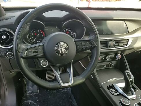 Used 2023 Alfa Romeo Stelvio Ti w/ Active Assist Plus Package image 34