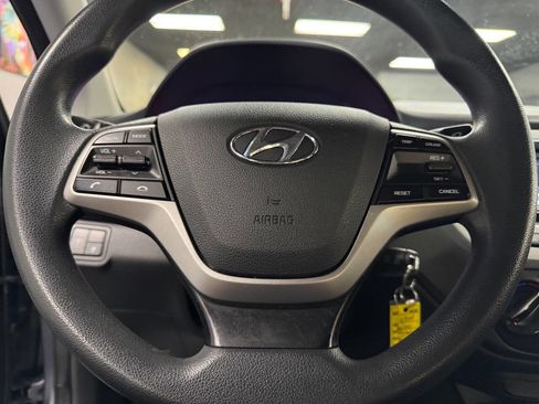 Used 2020 Hyundai Accent SE image 22