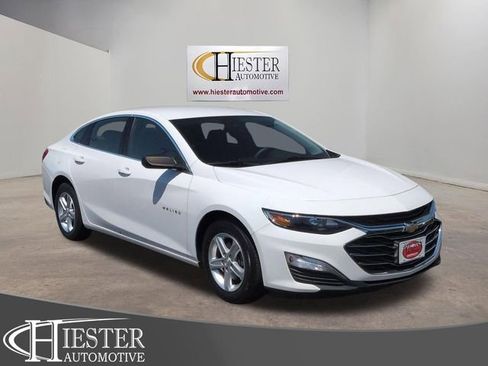 Used 2023 Chevrolet Malibu LS FWD image 1