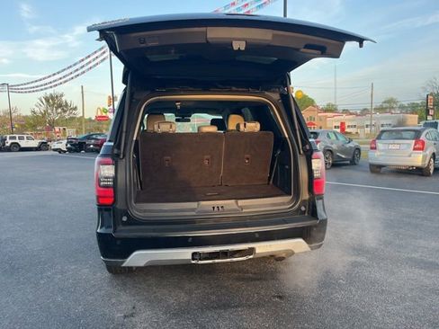 Used 2021 Ford Expedition Limited RWD image 38