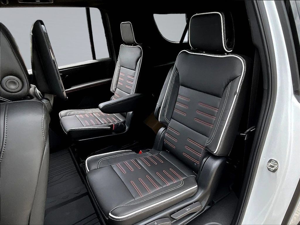 New 2026 GMC Yukon XL AT4 Ultimate w/ LPO, Floor Liner Package AWD/4WD image 29