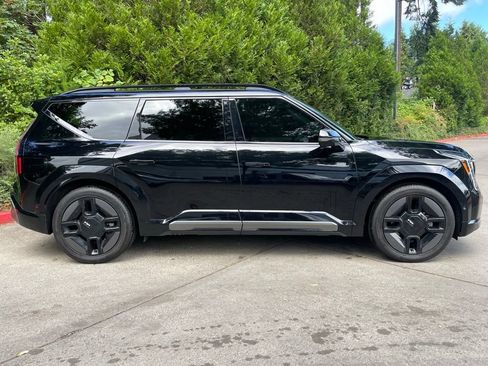 Used 2024 Kia EV9 GT-Line AWD/4WD image 3