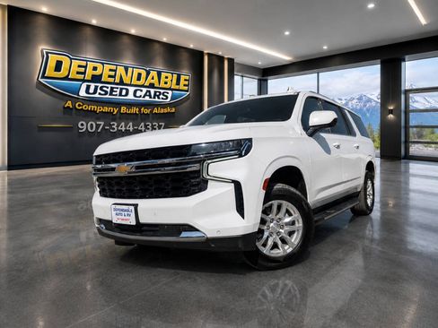 Used 2022 Chevrolet Suburban LS AWD/4WD image 1
