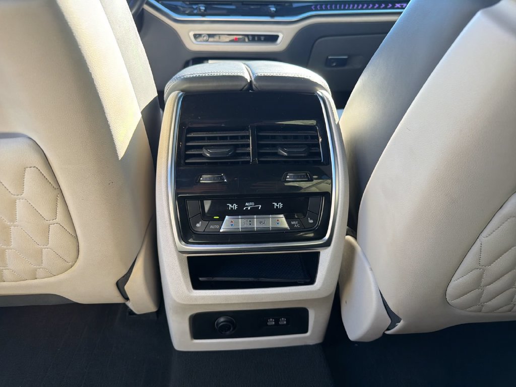 Certified 2023 BMW X7 xDrive40i w/ Executive Package AWD/4WD image 19