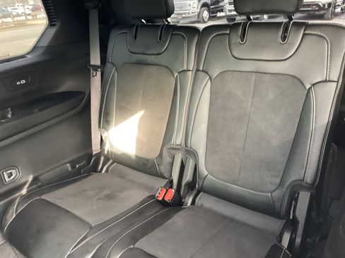 Used 2023 Jeep Grand Cherokee L Laredo image 14