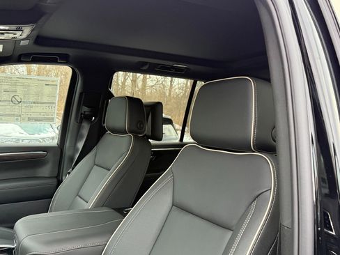 New 2026 Chevrolet Tahoe Premier image 13