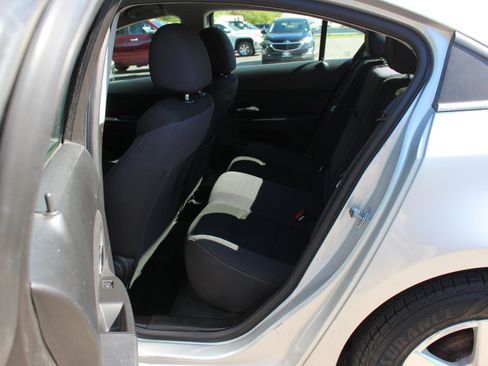 Used 2014 Chevrolet Cruze LT FWD image 26