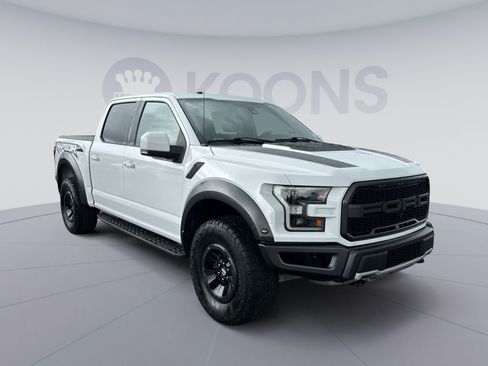 Used 2018 Ford F150 Raptor w/ Equipment Group 802A Luxury AWD/4WD image 2