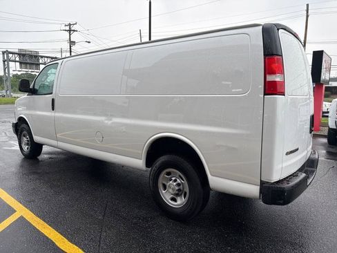 Used 2023 Chevrolet Express 2500 Extended w/ Driver Convenience Package image 5