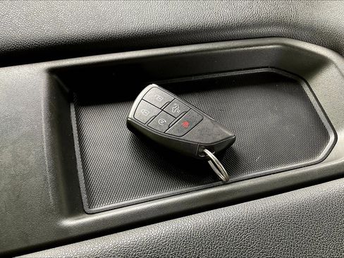 Used 2023 Chevrolet Silverado 1500 LT image 33