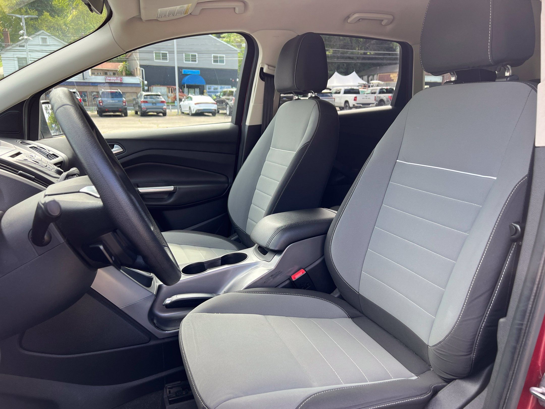 Used 2013 Ford Escape SE AWD/4WD image 16