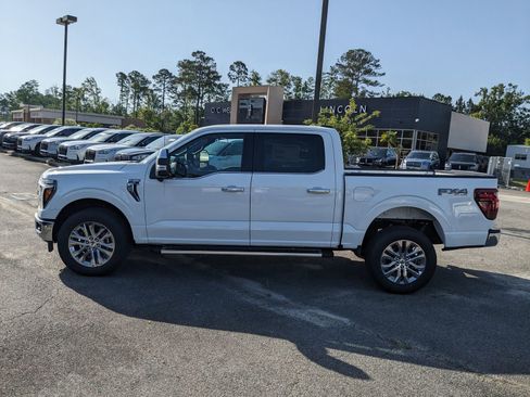 New 2025 Ford F150 Lariat w/ Equipment Group 501A Mid image 8